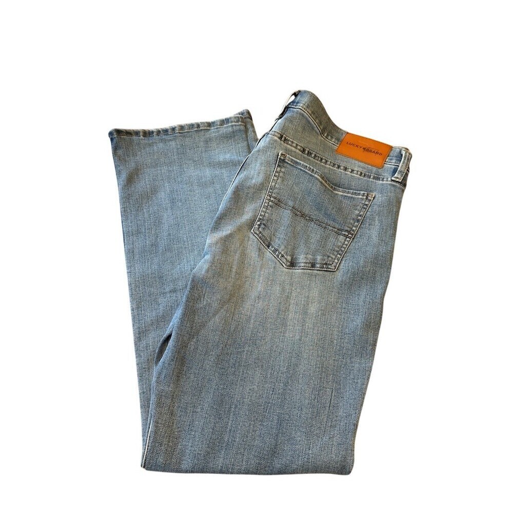Lucky Brand Sweet Mid Rise Bootcut Jeans Womens Size 14 Light Wash 30 Inseam